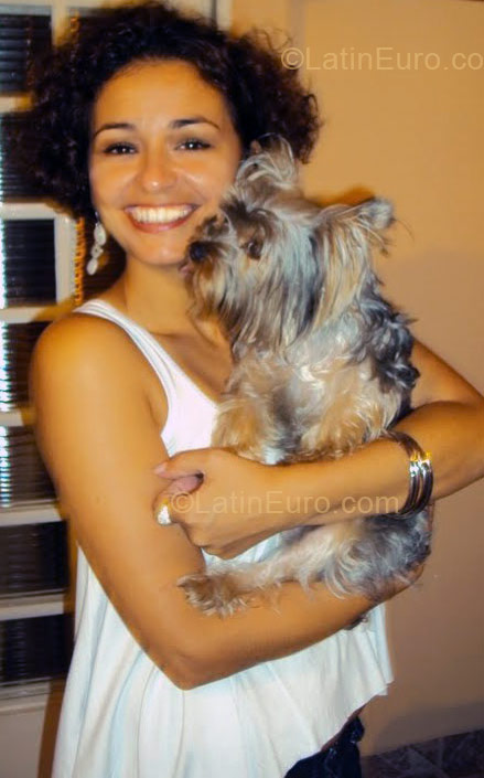 Date this nice looking Brazil girl Sandra Cristina from Sorocaba BR6207