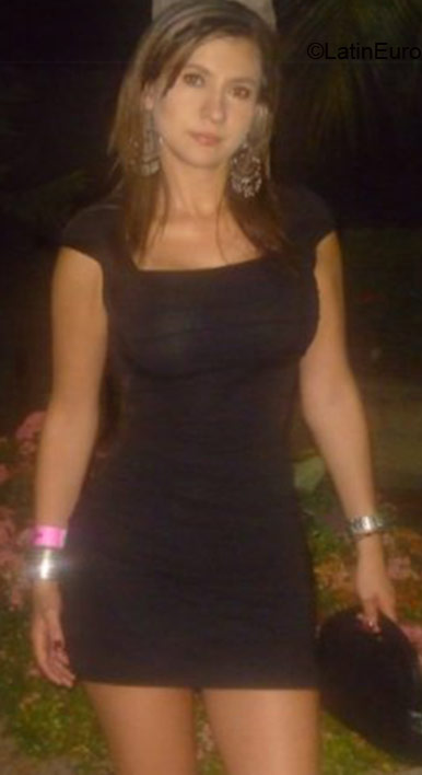 Date this gorgeous Colombia girl Maria from Bogota CO1987