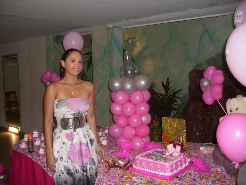 Date this gorgeous Colombia girl Pequea from Barranquilla CO2317