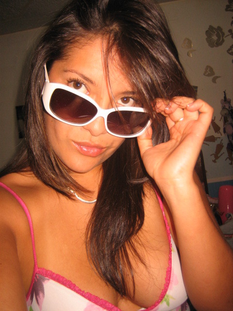 Date this sensual Colombia girl Mmmmmm from Bogota CO2360