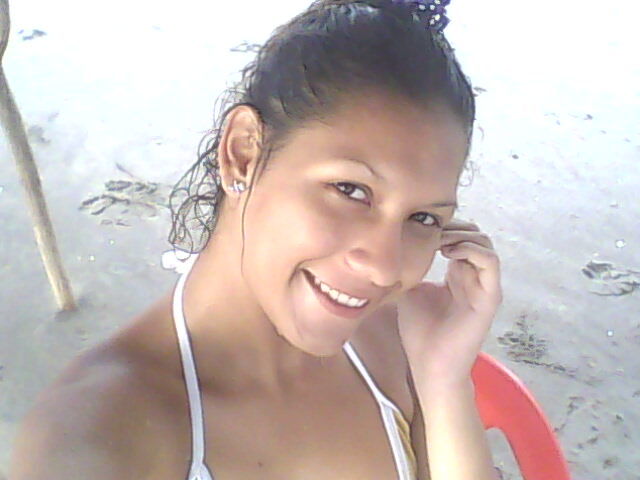 Date this pretty Colombia girl Andrea2492 from Barranquilla CO2411
