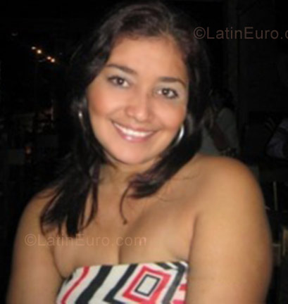 Date this sensual Colombia girl Sandy from Barranquilla CO2707