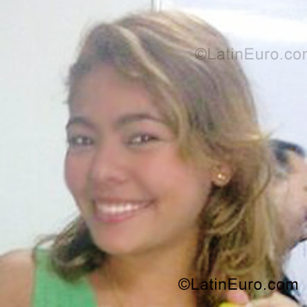 Date this exotic Colombia girl Fhalon from Cartagena CO2721