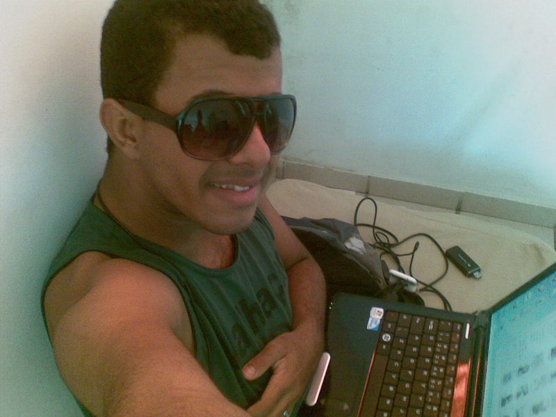 Date this stunning France man Robertall from Brazil FR73