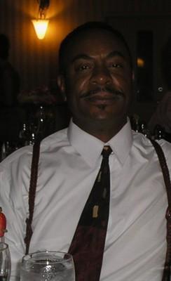 Date this tall United States man Sincere from Washington US5375