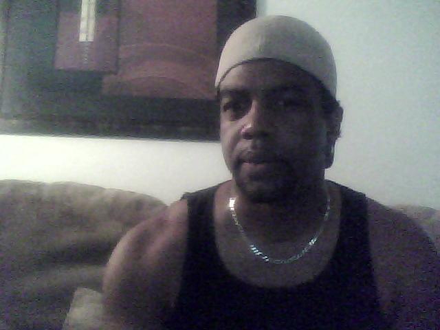 Date this tall United States man Blacman4ya from San Leandro US5390