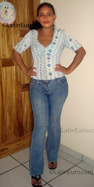 Date this hot Honduras girl Zenaida from San Pedro Sula HN75