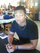 Date this tall United States man Rayphenom95 from Miami Beach US5399