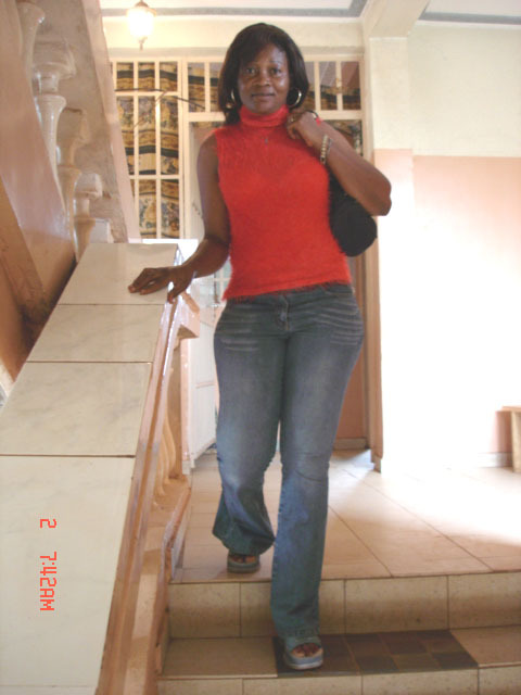 Date this foxy Cameroon girl Madeleine from Yaounde CM58