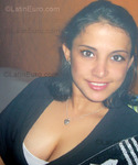 voluptuous Colombia girl Mariana from Bogota CO3023
