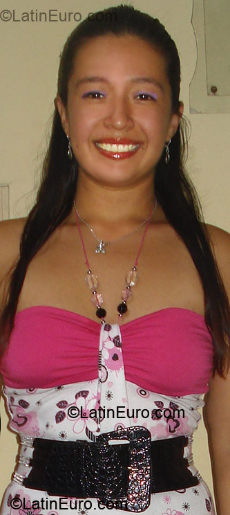 Date this funny Colombia girl Andrea from Cali CO3024