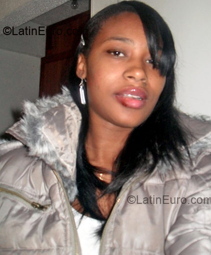 Date this hot Colombia girl Karolina from Bogota CO3175