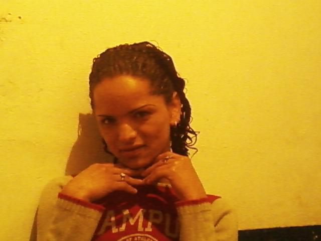 Date this good-looking Colombia girl Khristhian from Manizales CO3292