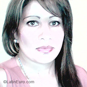 Date this fun Colombia girl JULIANA from Bogota CO3375