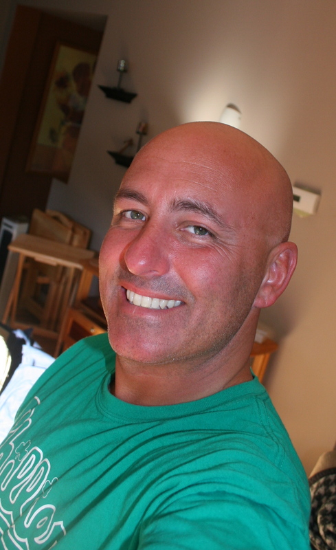 Date this good-looking United States man Tom23W from Philadelphia US5693