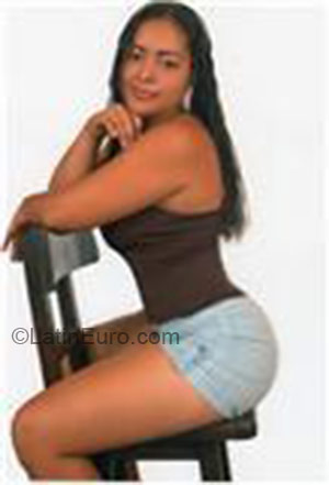 Date this georgeous Colombia girl Colombianita from Cali CO3400