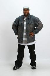 Date this cute United States man OurGardenOfEden from Washington US5716