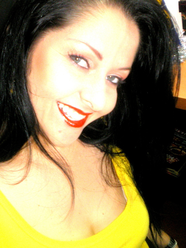 Date this lovely Brazil girl Ldica from Curitiba BR2611