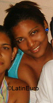 Date this happy Colombia girl Anamarrugo from Cartagena CO3479