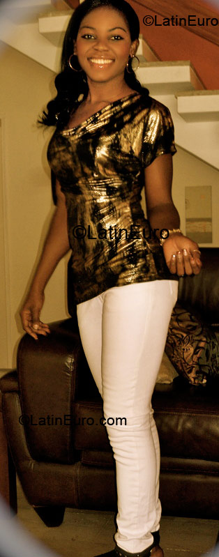 Date this nice looking Nigeria girl Joy Edeh from Lagos NG261