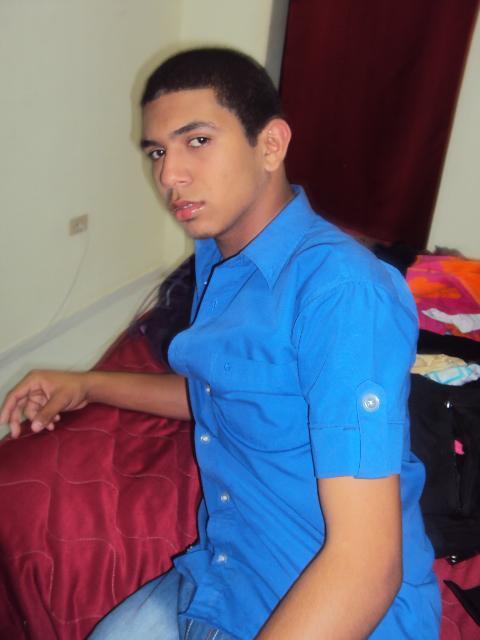Date this tall Dominican Republic man Jose from Santiago DO3857