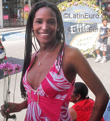 Date this nice looking Colombia girl Keisha from Bogota CO3670