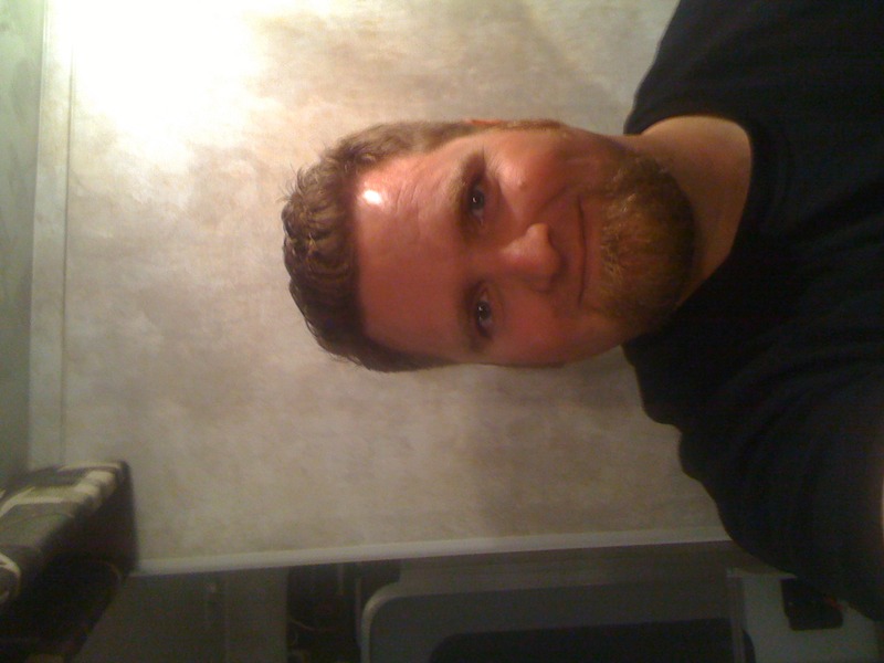 Date this sensual United States man Hap from Seattle US5825