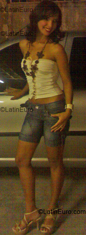 Date this athletic Brazil girl Talita from Olinda BR5141