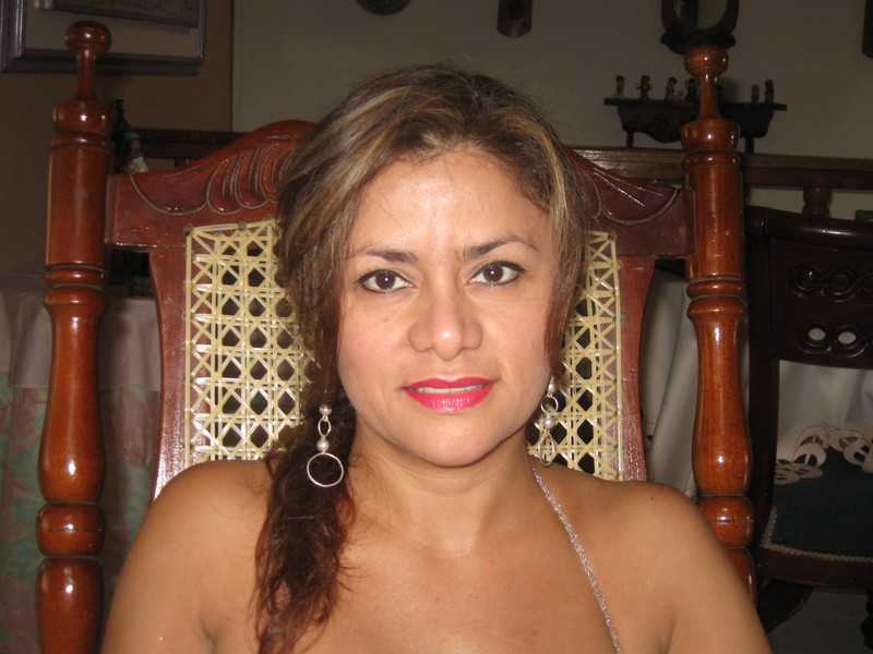 Date this good-looking Colombia girl Maria Eugenia V from Pereira Risaralda CO3804