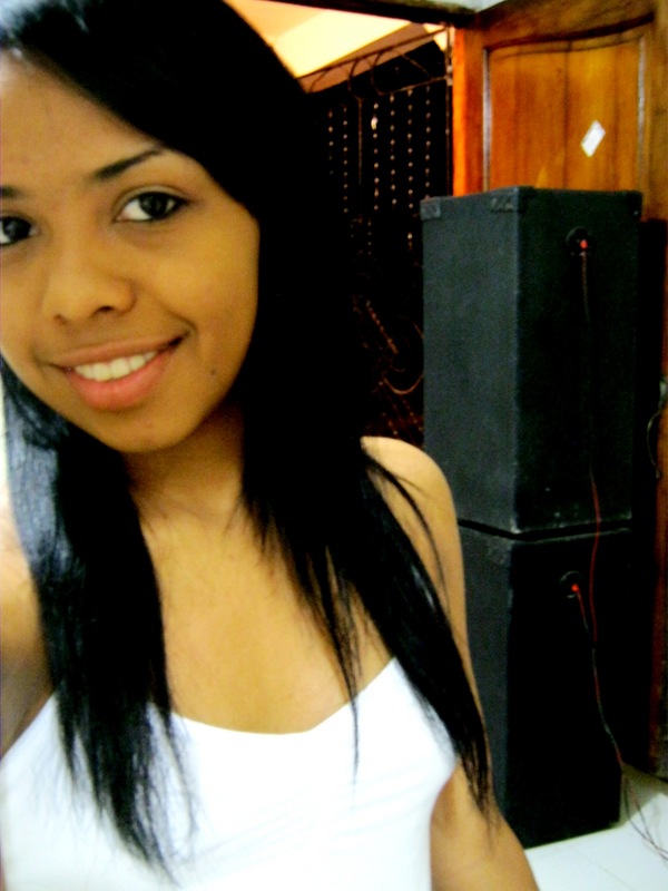Date this tall Colombia girl Angelina from Cartagena CO3995