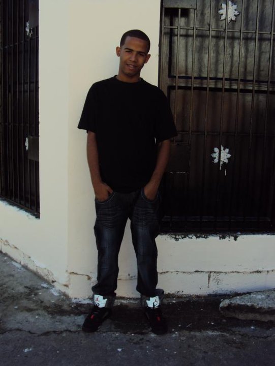 Date this young Dominican Republic man Yefry francisco from Pueblo Nuevo DO4135