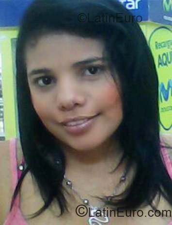 Date this cute Colombia girl Mary bejarano from Barranquilla CO4054