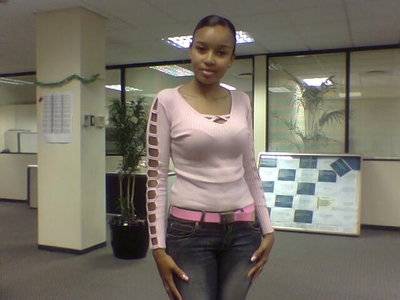 Date this pretty Cote D'Ivoire girl Vinay from Abidjan CI16