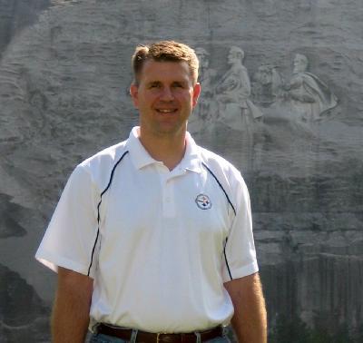 Date this tall United States man Joe from Lynn US6044