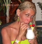 pretty Colombia girl Fedra Margarita from Barranquilla CO8065