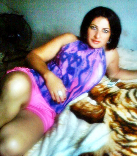 Date this hot Brazil girl Simone from Paranavai BR3070