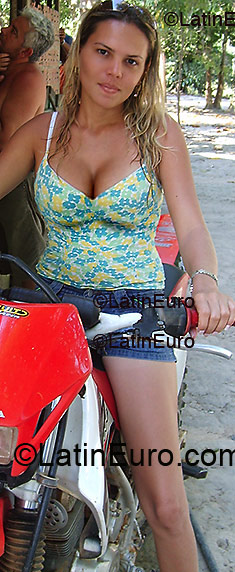 Date this stunning Brazil girl Lucilane from Breu Branco BR3087