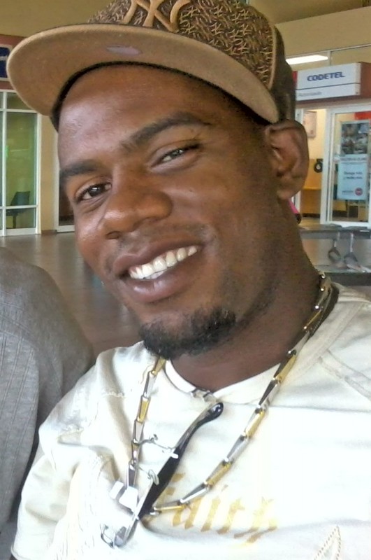 Date this tall Dominican Republic man Starlin from Santo Domingo DO4390