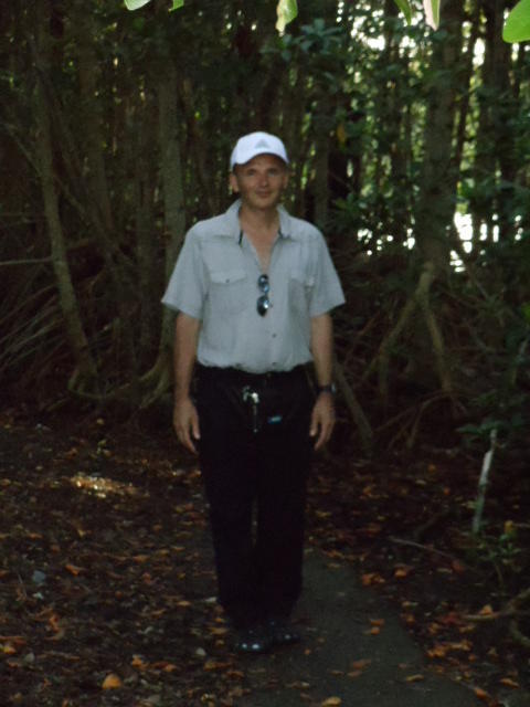 Date this beautiful United States man Rocambole from San Diego US6217