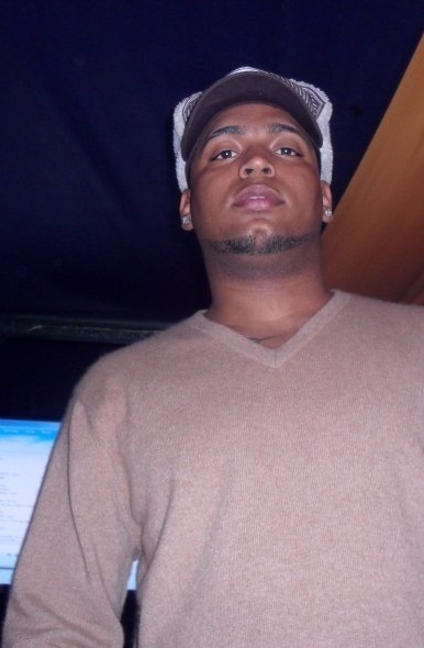 Date this young United States man El_palomo from Bronx US6251