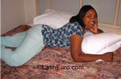 Date this sensual Dominican Republic girl Luz Mercedes from Punta Cana DO4443