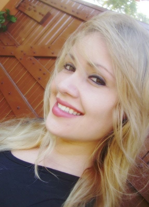 Date this hard body Brazil girl Sophia-01 from Rio De Janeiro BR3912