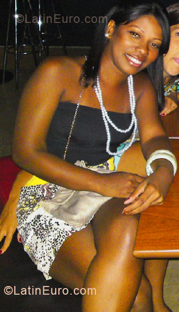 Date this hot Brazil girl Odete from Rio de Janeiro BR4760