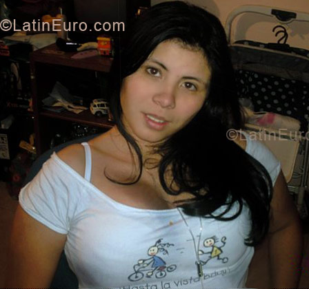 Date this cute Colombia girl Jesica from Bogota CO4441