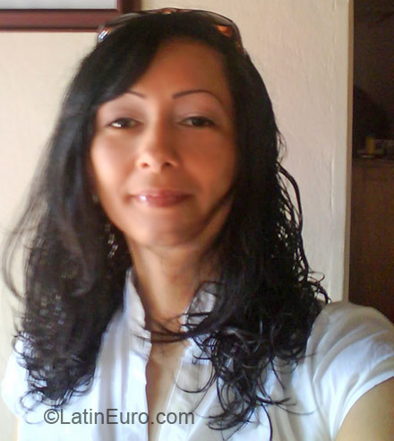 Date this cute Colombia girl Maria from Medellin CO4613