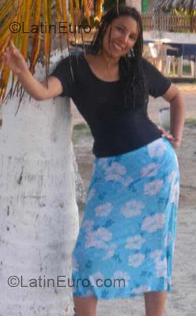 Date this cute Colombia girl Rosa from Cali CO4626