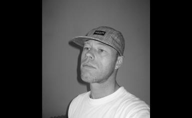 Date this beautiful Netherlands man Willem from Amsterdam NL121