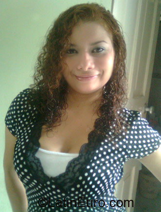 Date this stunning Colombia girl Natalya from Barranquilla CO6346