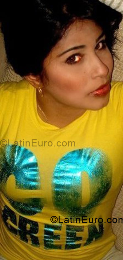 Date this charming Colombia girl Xiomara from Barranquilla CO4657
