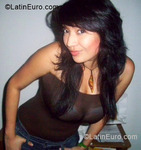 fun Colombia girl Yulieth from Armenia CO6383
